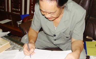 Trứng cá tầm muối giá bạc tỷ